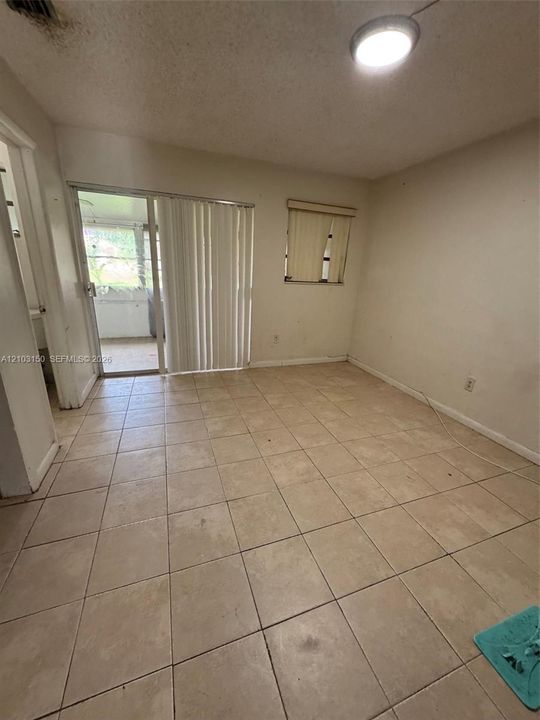 En Venta: $124,990 (2 camas, 2 baños, 840 Pies cuadrados)
