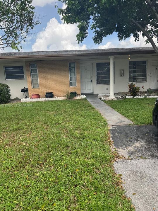En Venta: $124,990 (2 camas, 2 baños, 840 Pies cuadrados)