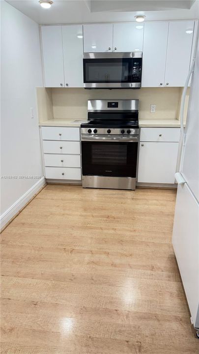 В аренду: $2,795 (2 спален, 2 ванн, 1521 Квадратных фут)