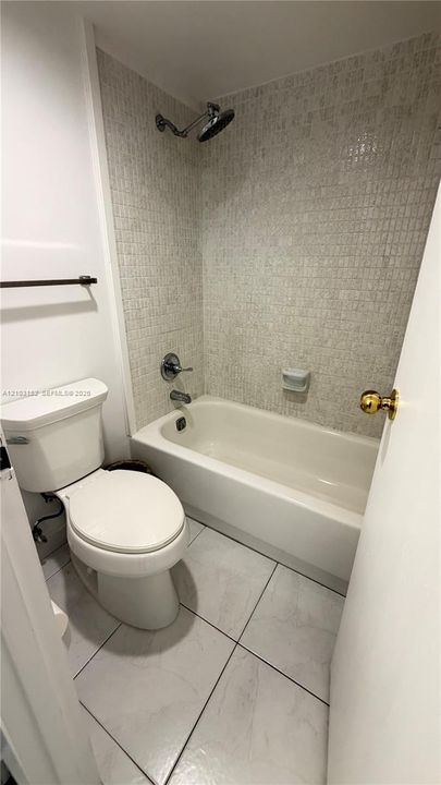 В аренду: $2,795 (2 спален, 2 ванн, 1521 Квадратных фут)