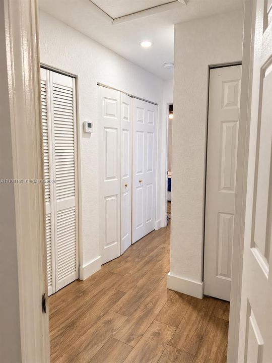 En Venta: $630,000 (3 camas, 2 baños, 1430 Pies cuadrados)