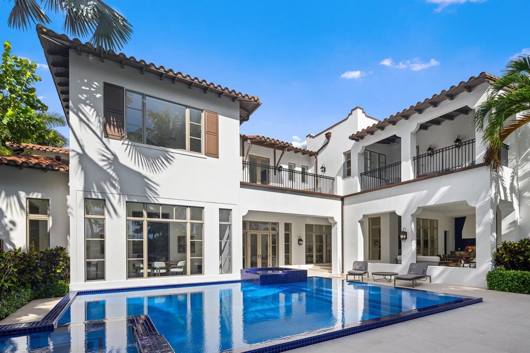 Resort-style Pool