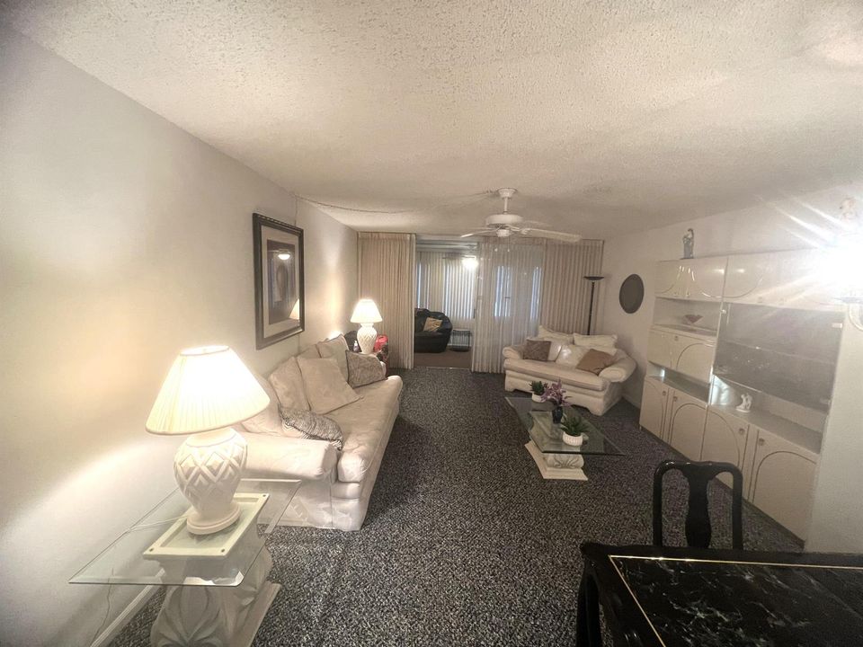 480 NW 76th Ave. #307 - Living Room