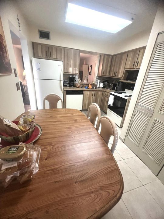 480 NW 76th Ave. #307 - Kitchen-2