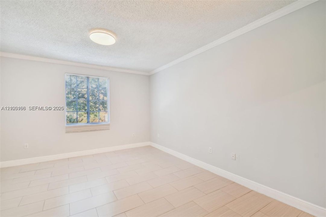 En Venta: $315,000 (1 camas, 1 baños, 859 Pies cuadrados)