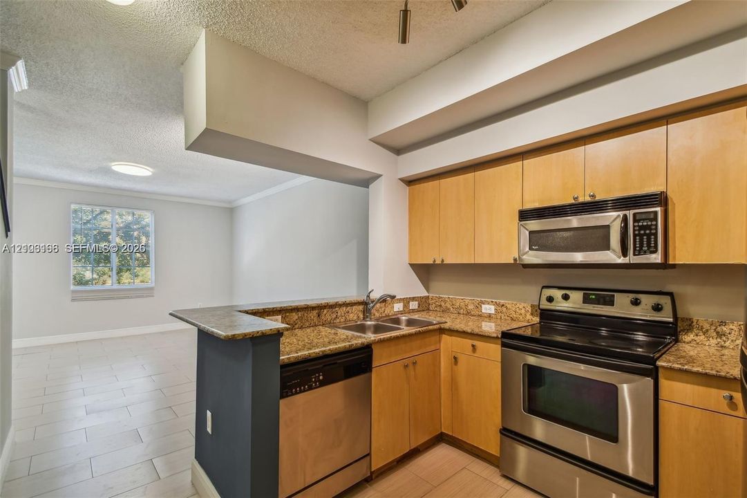 En Venta: $315,000 (1 camas, 1 baños, 859 Pies cuadrados)
