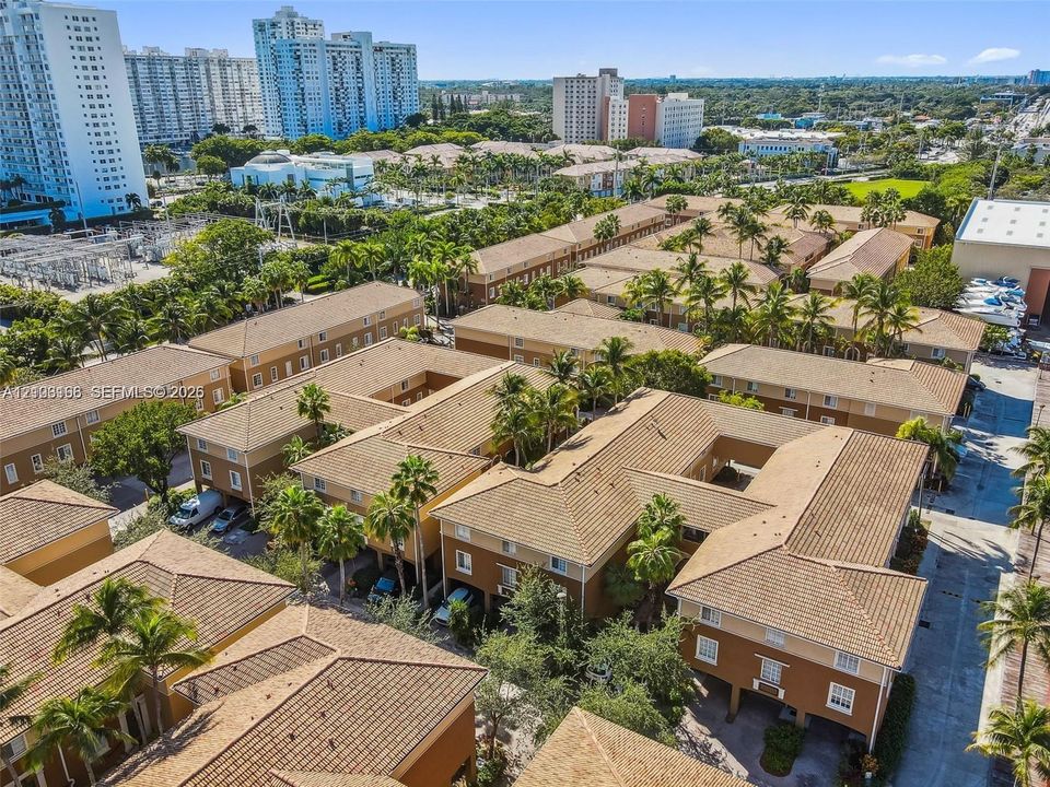 En Venta: $315,000 (1 camas, 1 baños, 859 Pies cuadrados)