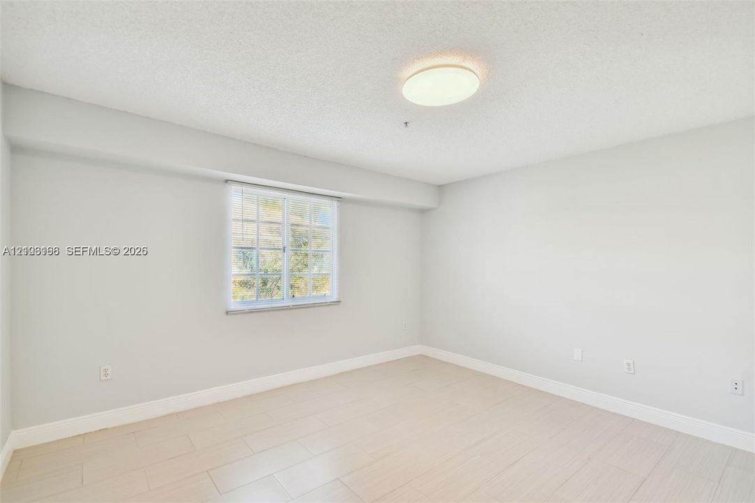 En Venta: $315,000 (1 camas, 1 baños, 859 Pies cuadrados)
