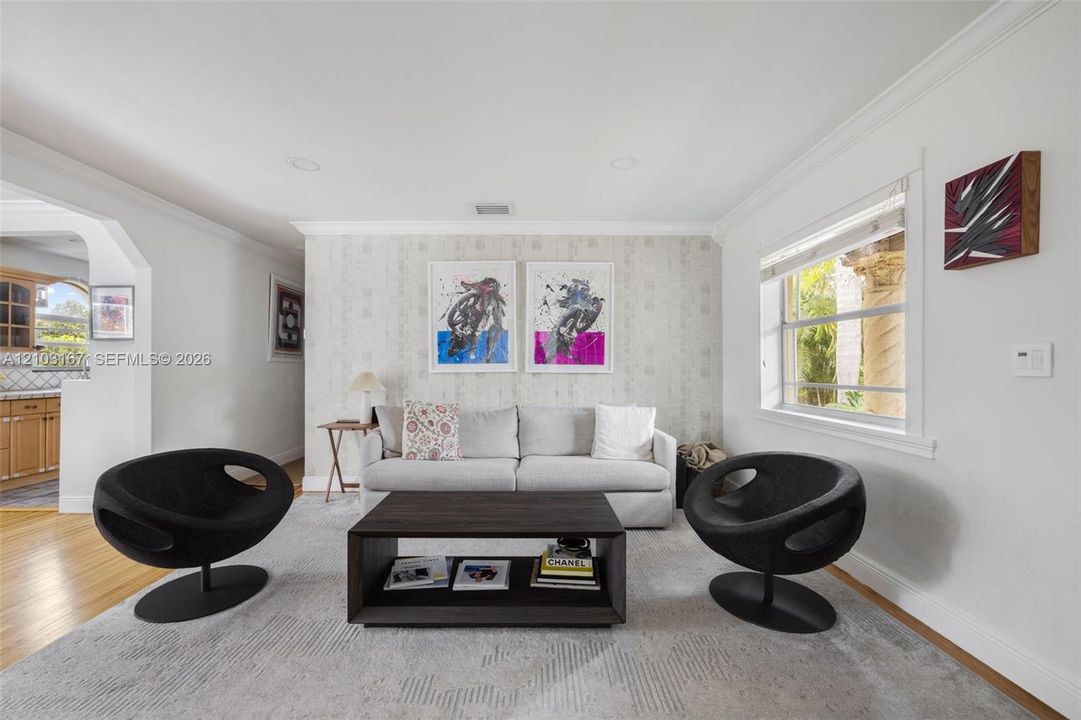 В аренду: $6,800 (3 спален, 2 ванн, 1726 Квадратных фут)