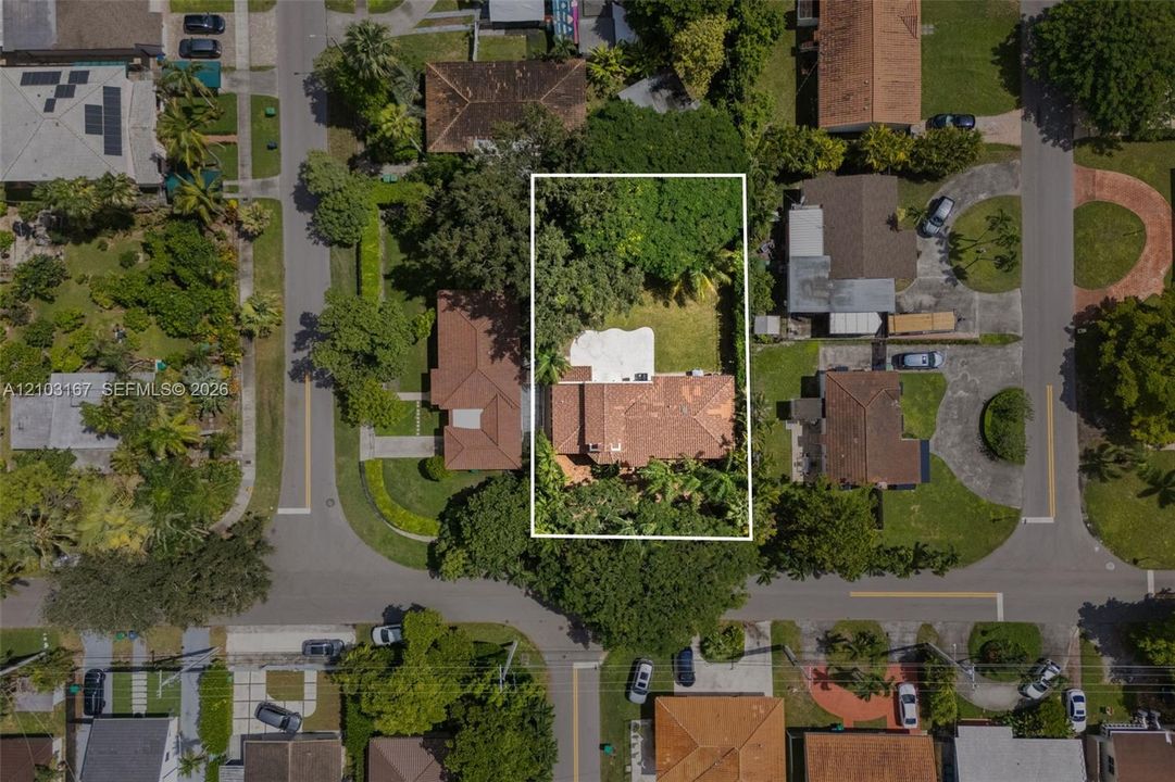 В аренду: $6,800 (3 спален, 2 ванн, 1726 Квадратных фут)