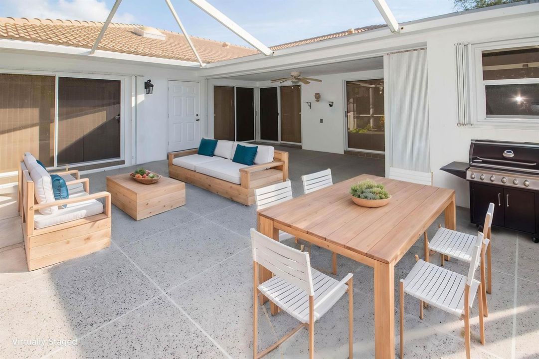 8704 Chapman Oak Court-26