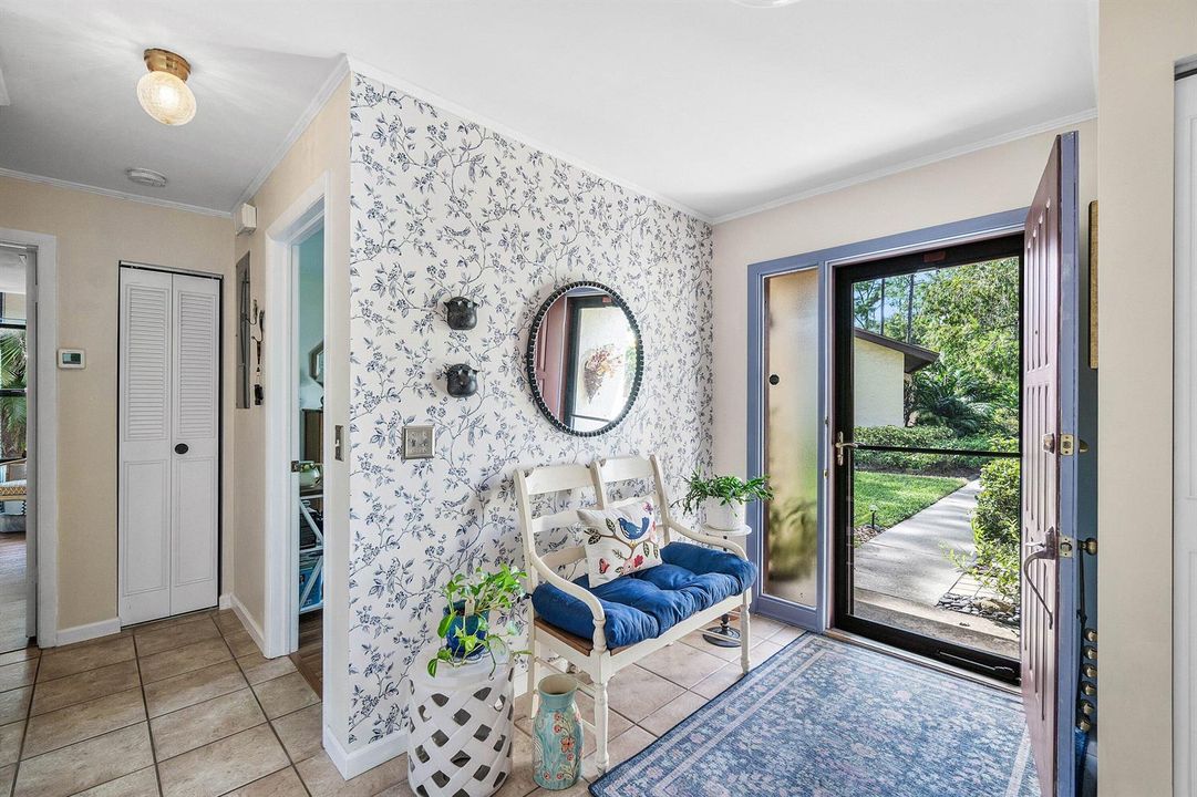 005-144KarandaCourt-RoyalPalmBeach-FL-33