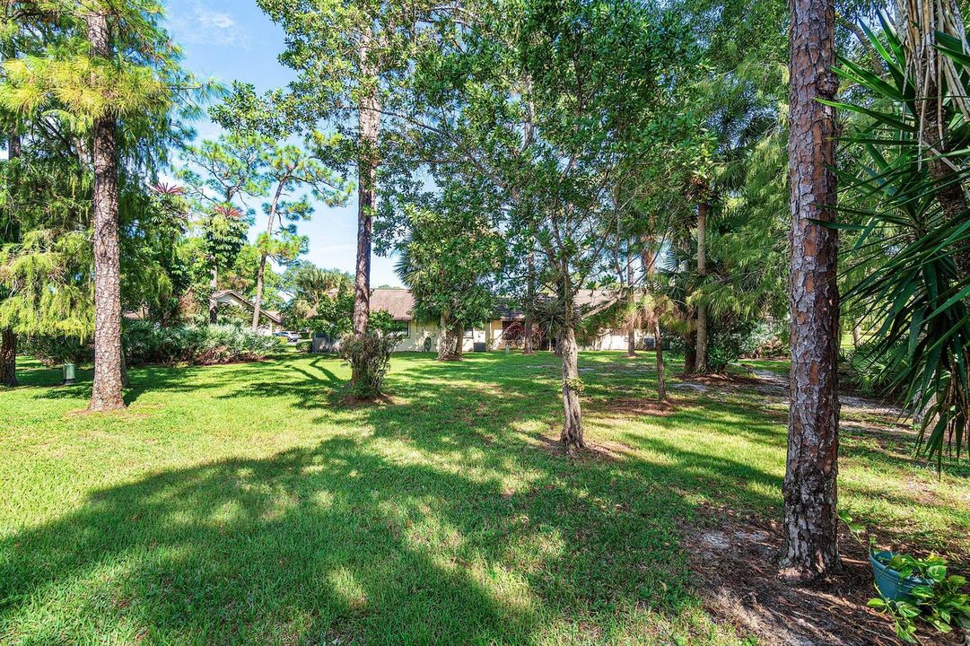 030-144KarandaCourt-RoyalPalmBeach-FL-33
