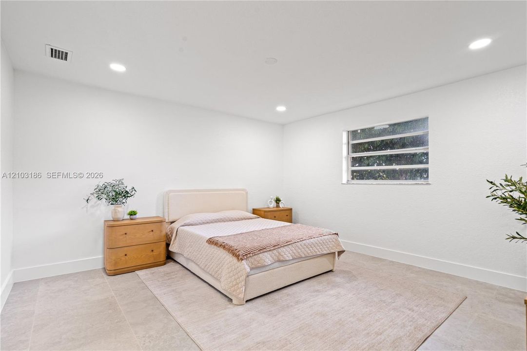 В аренду: $3,900 (3 спален, 2 ванн, 1513 Квадратных фут)