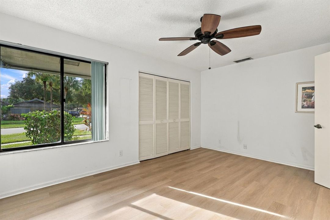 Guest bedroom 2