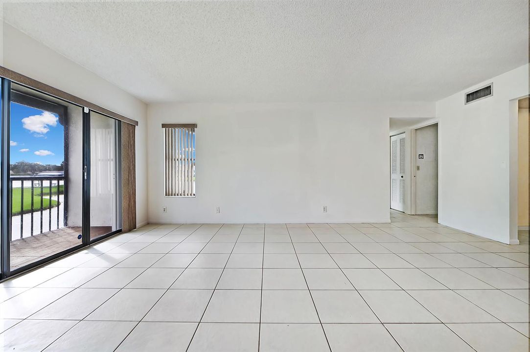 03 Living room 01