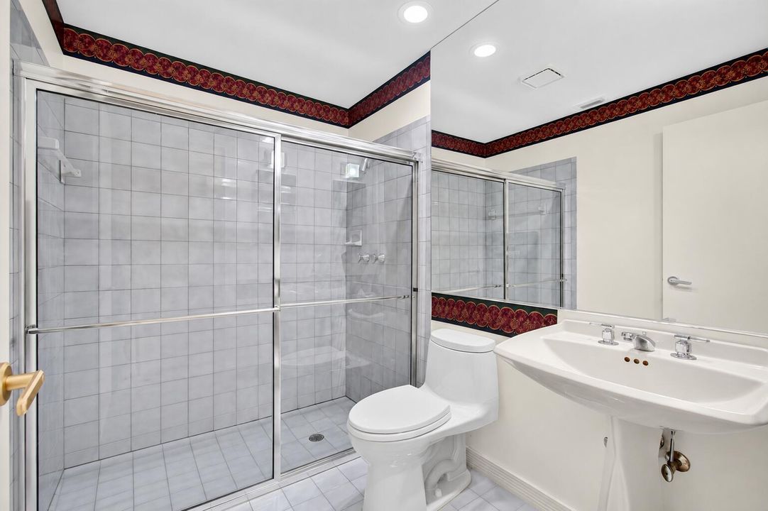 30-bathroom-shower
