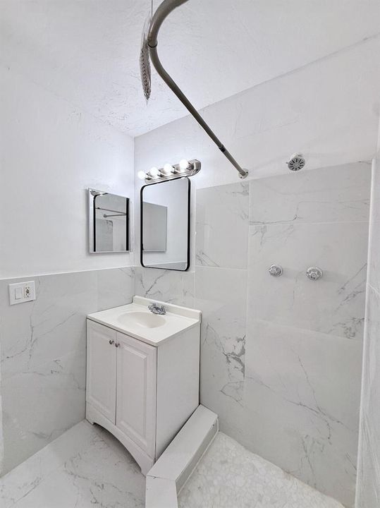 BATHROOM #2