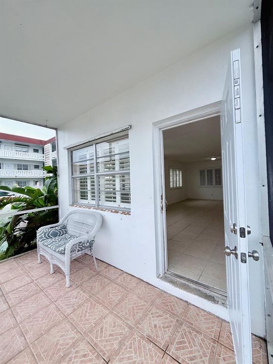 BALCONY