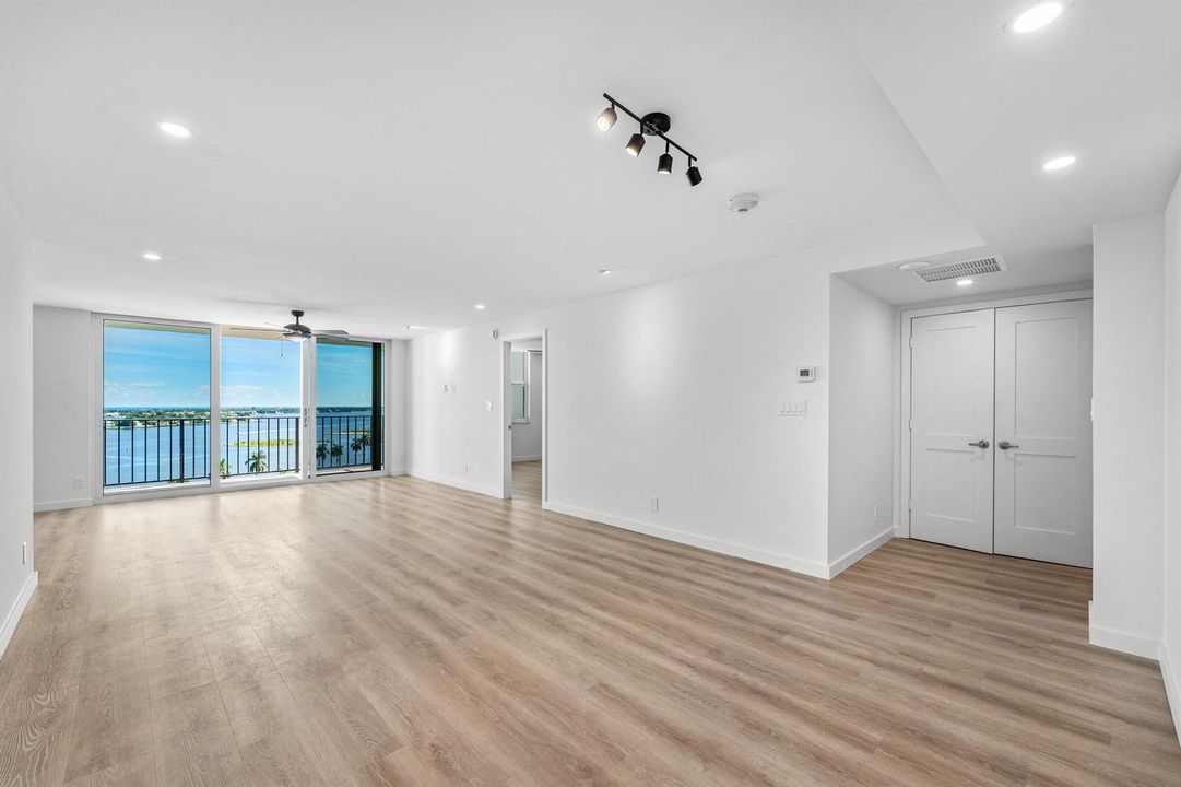 004-1701SouthFlaglerDrive-Unit1205-WestP