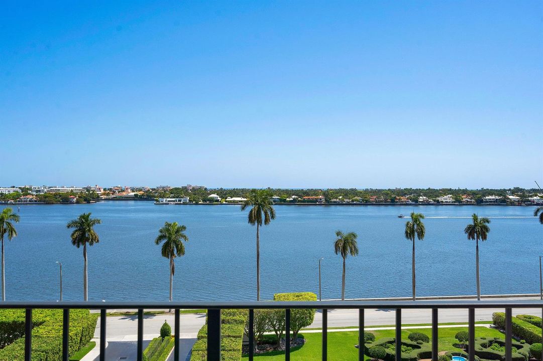 024-1701SouthFlaglerDrive-Unit1205-WestP