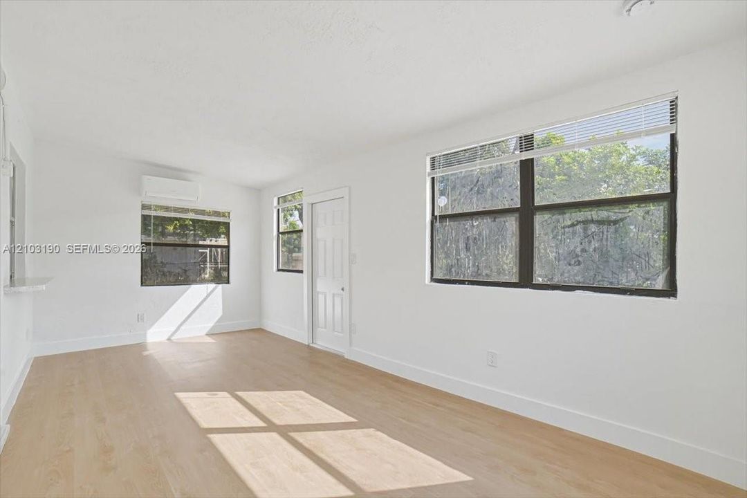 待售: $519,900 (5 贝兹, 2 浴室, 1876 平方英尺)