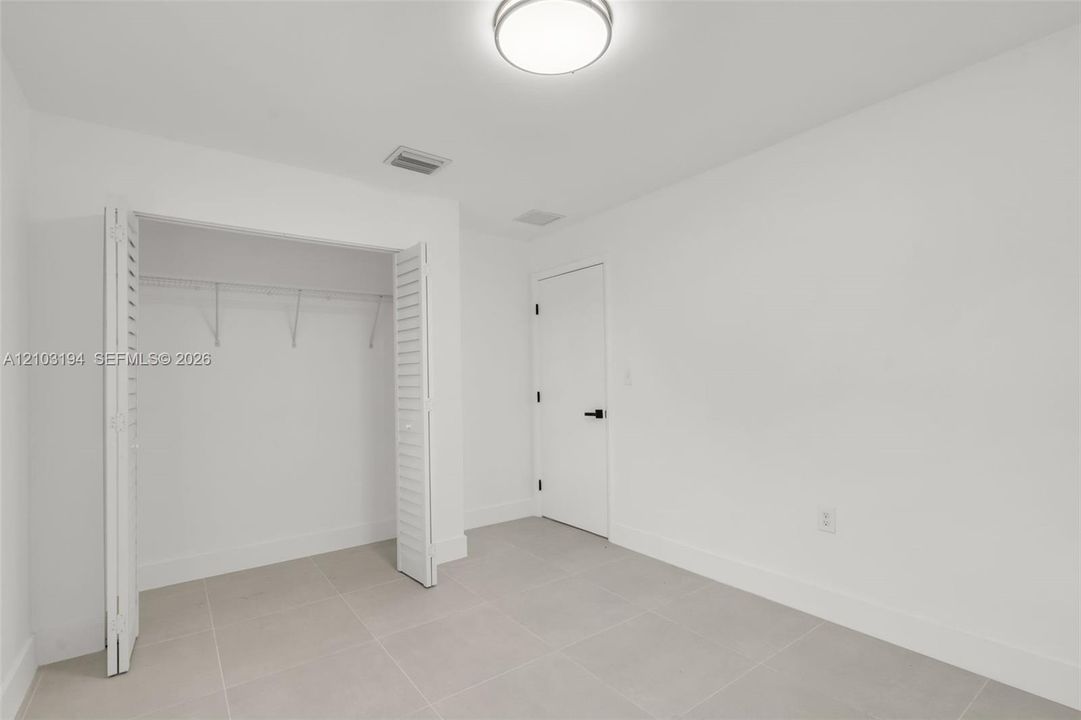 For Rent: $3,300 (3 beds, 2 baths, 1250 Square Feet)