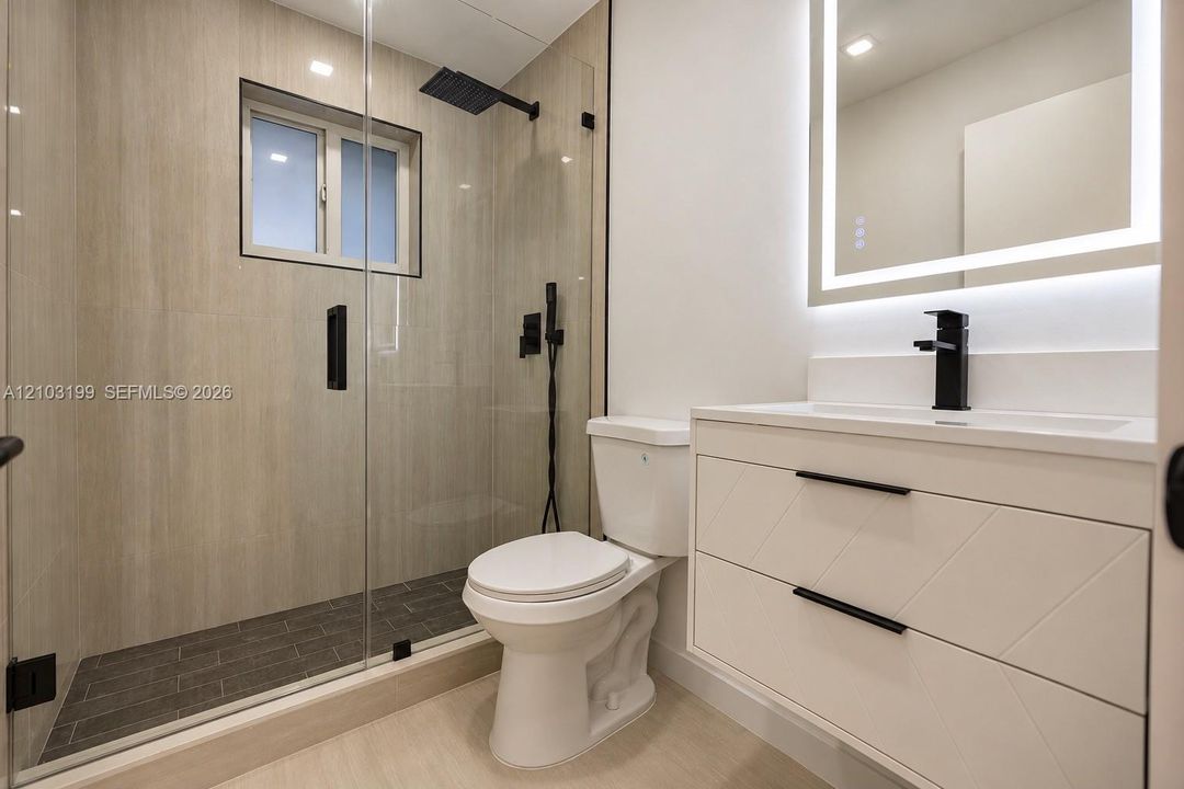 For Rent: $2,700 (2 beds, 2 baths, 857 Square Feet)