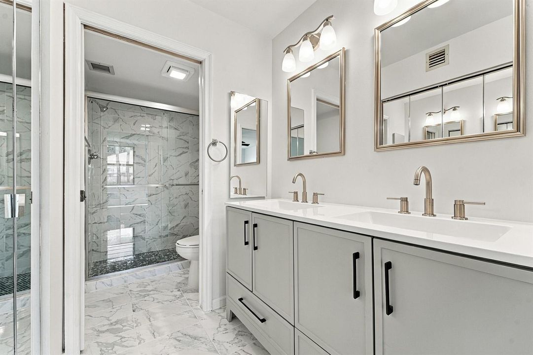 17_primary bathroom