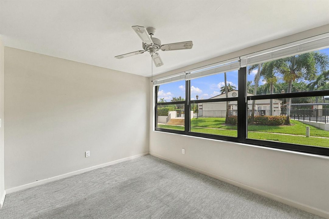 24_sun room
