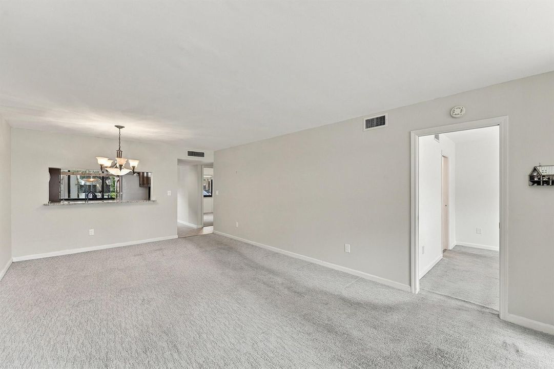 08_living room