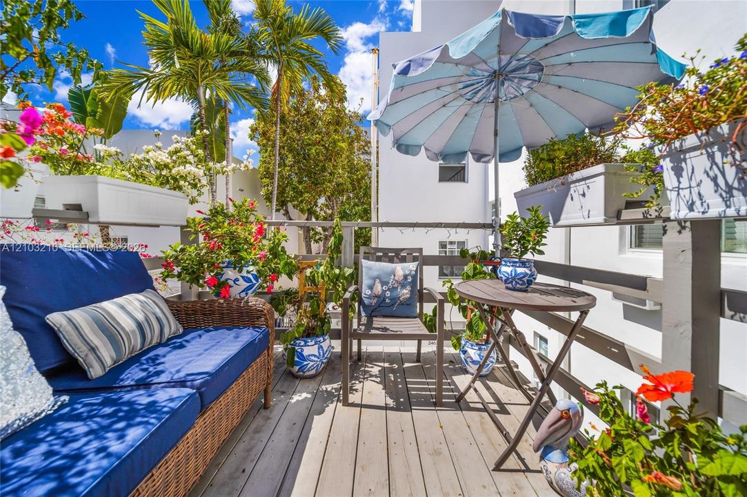 En Venta: $359,000 (1 camas, 1 baños, 610 Pies cuadrados)