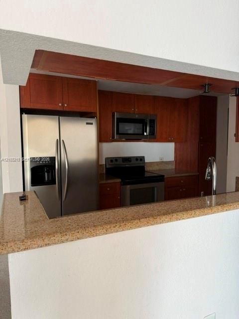 En Venta: $285,000 (1 camas, 2 baños, 940 Pies cuadrados)