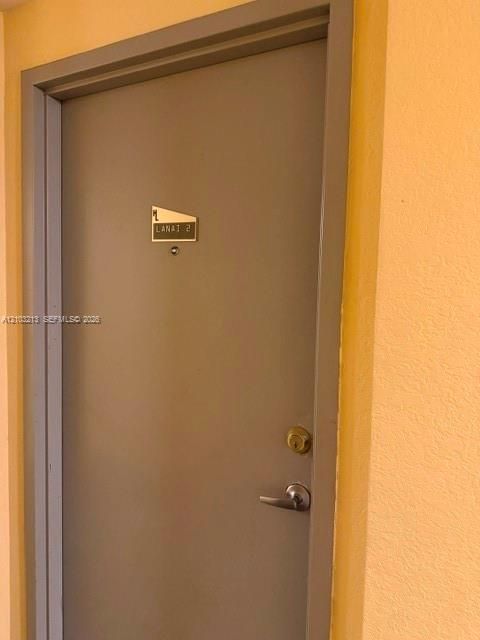 En Venta: $285,000 (1 camas, 2 baños, 940 Pies cuadrados)