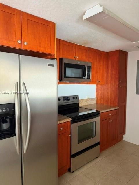 En Venta: $285,000 (1 camas, 2 baños, 940 Pies cuadrados)