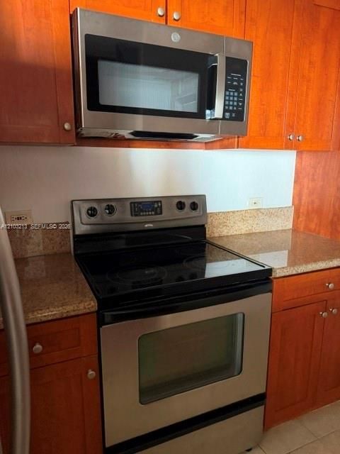 En Venta: $285,000 (1 camas, 2 baños, 940 Pies cuadrados)