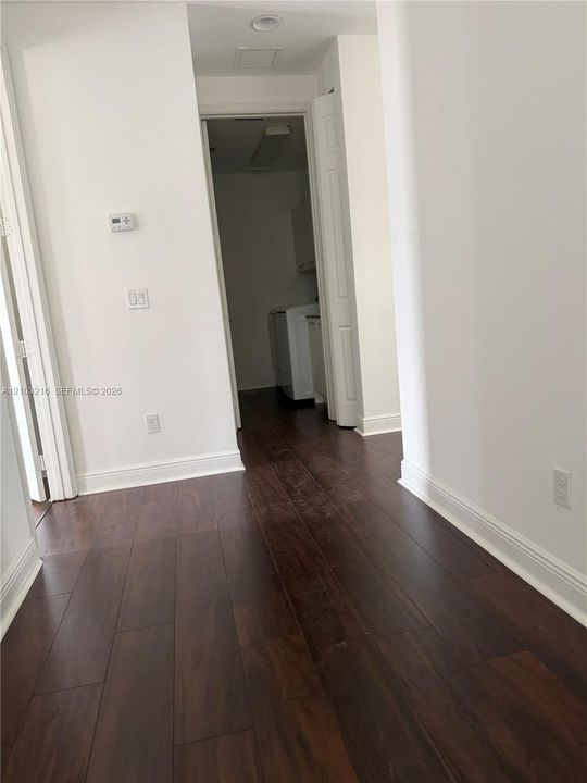 En Venta: $990,000 (5 camas, 4 baños, 2696 Pies cuadrados)