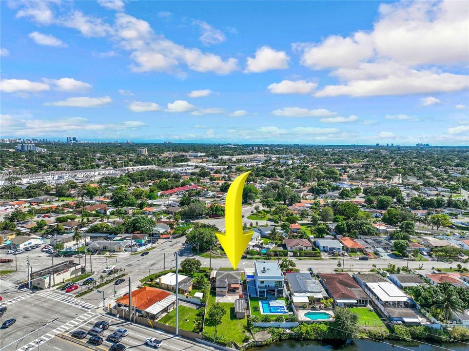 Под контрактом: $499,999 (3 спален, 2 ванн, 1145 Квадратных фут)