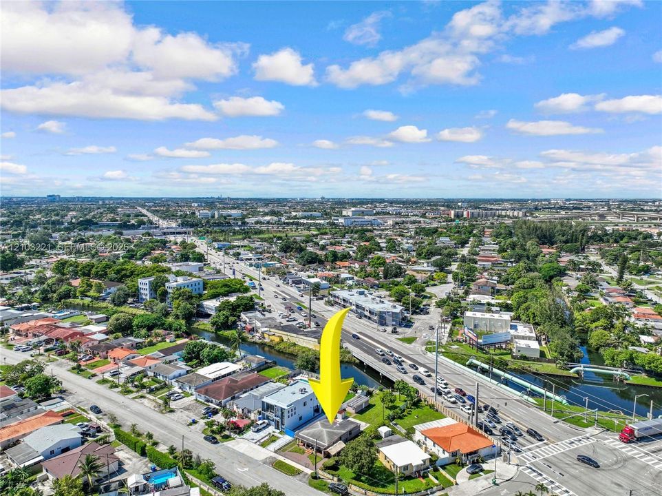 Под контрактом: $499,999 (3 спален, 2 ванн, 1145 Квадратных фут)