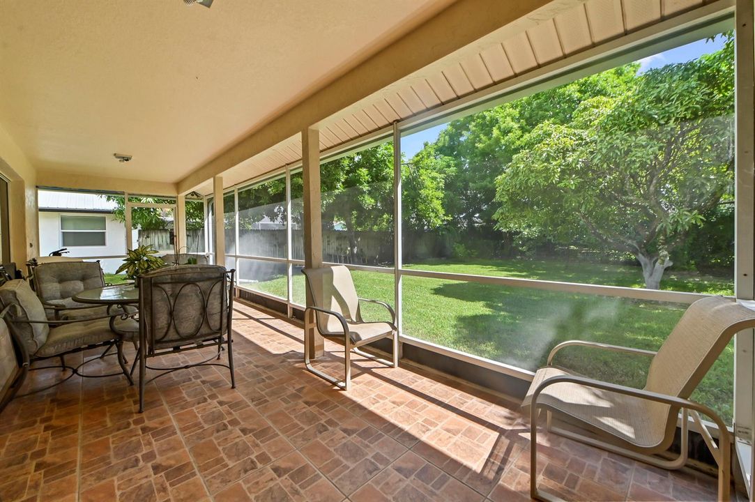 29 Patio 01