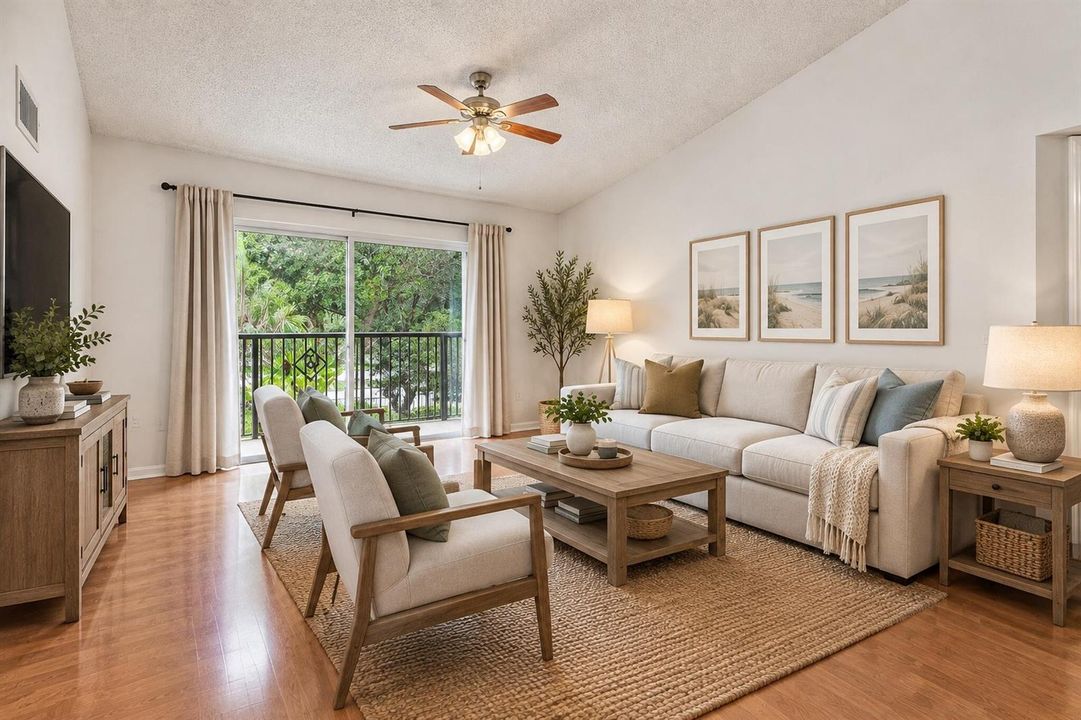 006_Crestwood_Staged_MLS