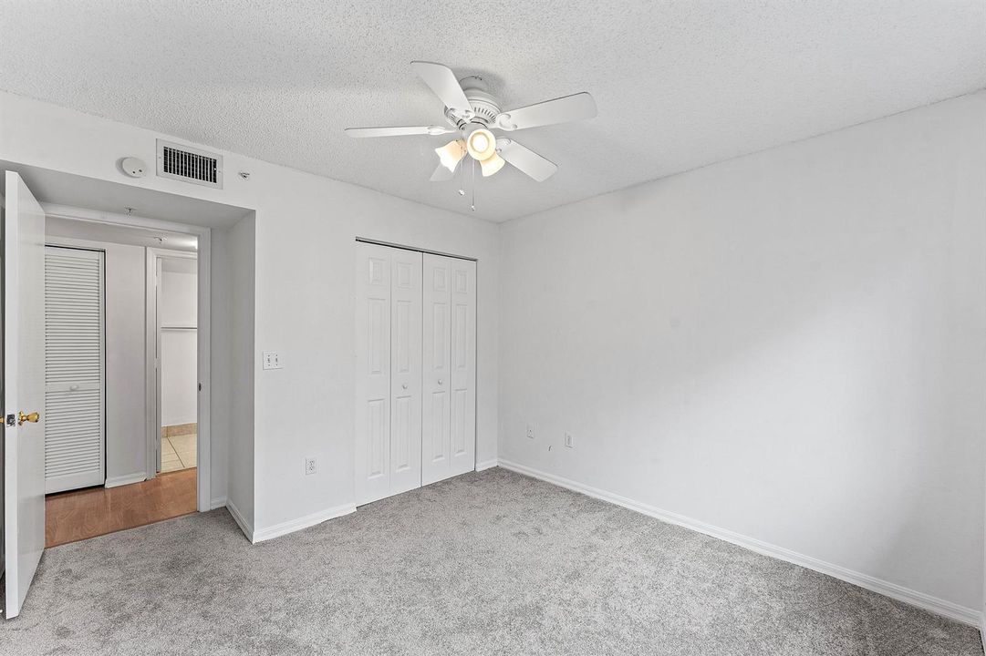 023-200CrestwoodCourtNorth-211-RoyalPalm