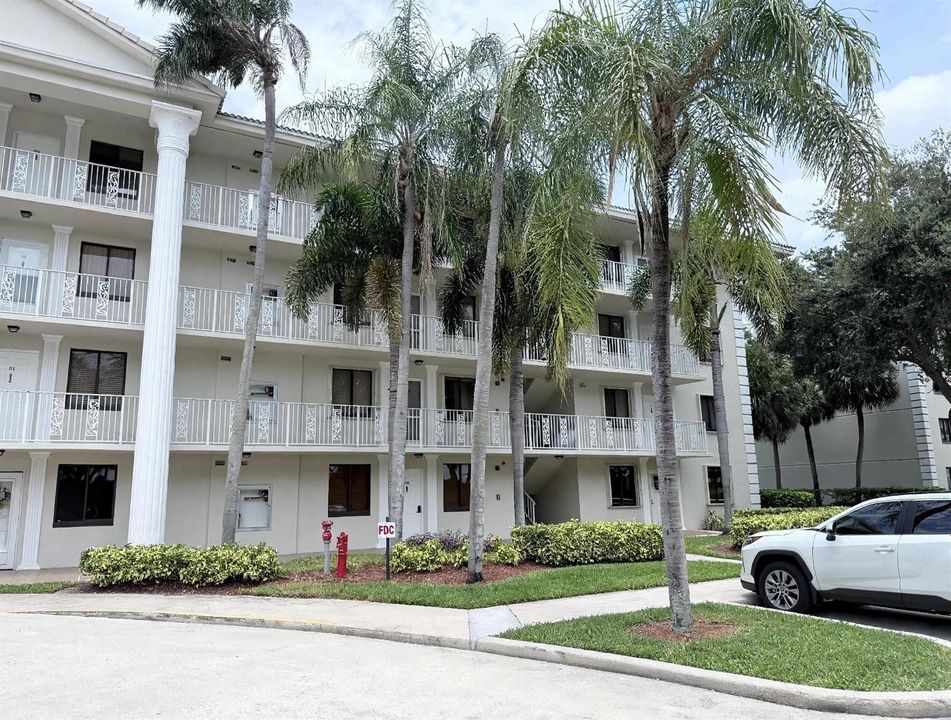 02-exterior-building-side