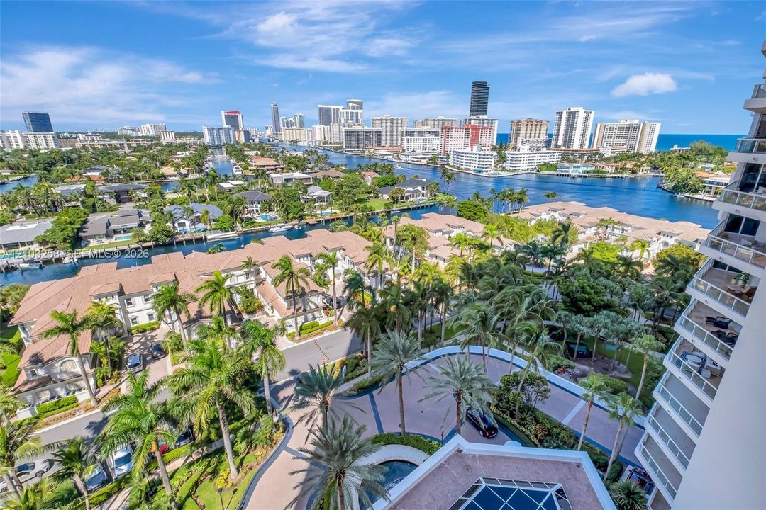 For Sale: $3,100,000 (3 beds, 3 baths, 3173 Square Feet)