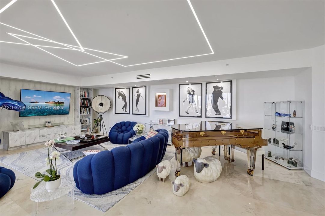 For Sale: $3,100,000 (3 beds, 3 baths, 3173 Square Feet)