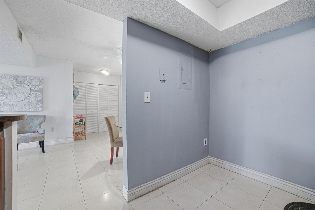14-Kitchen-C