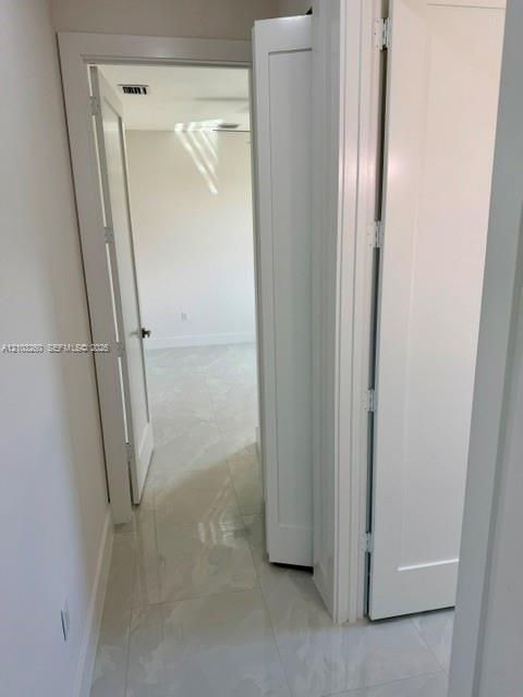 На продажу: $389,000 (4 спален, 3 ванн, 1934 Квадратных фут)