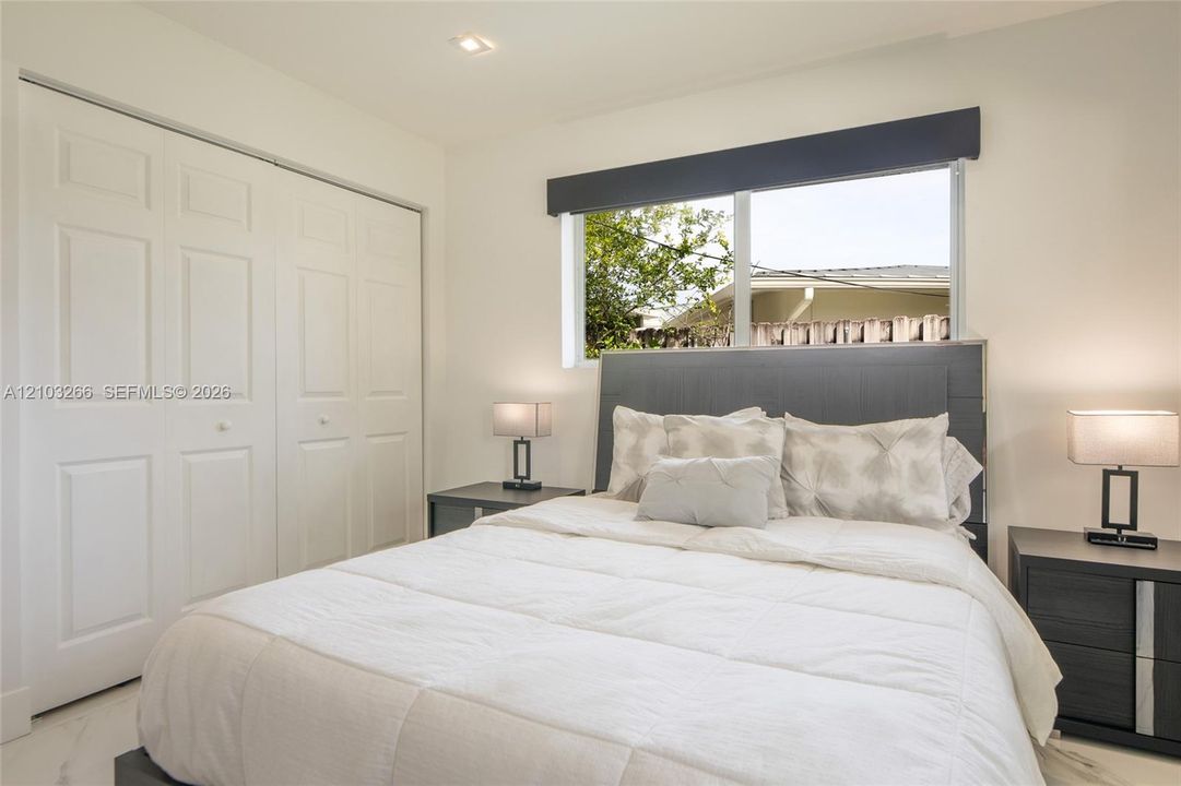 For Rent: $16,000 (3 beds, 2 baths, 2152 Square Feet)