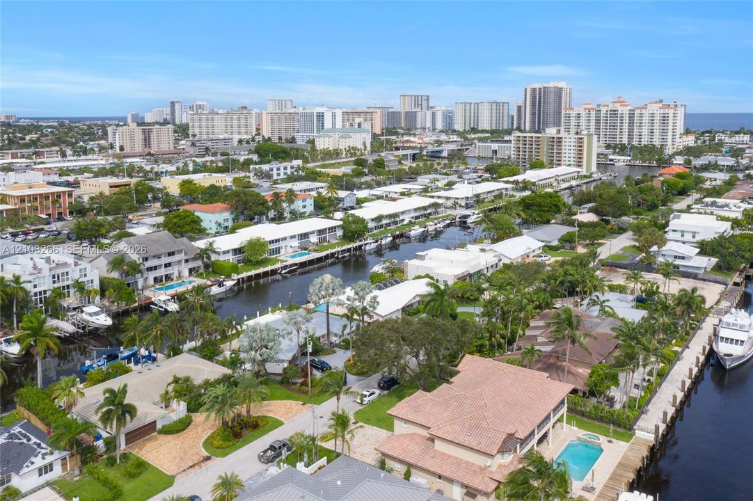For Rent: $16,000 (3 beds, 2 baths, 2152 Square Feet)