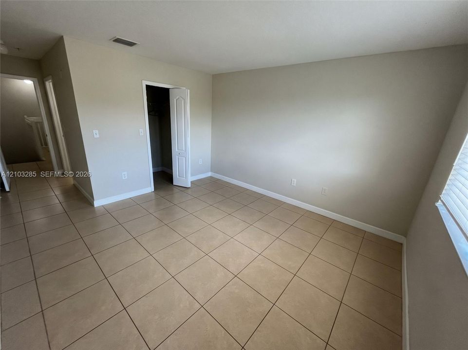 For Rent: $2,250 (2 beds, 2 baths, 1030 Square Feet)